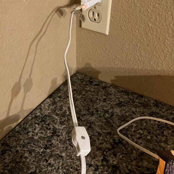 1994 CHRISTMAS VALLEY COLLECTIBLE MAPLEWOOD FARM LIGHTED BUILDING - Picture 10 of 12